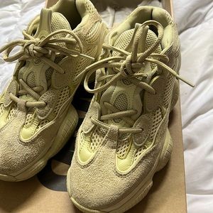 Yeezy 500 Super Moon Yellow’s